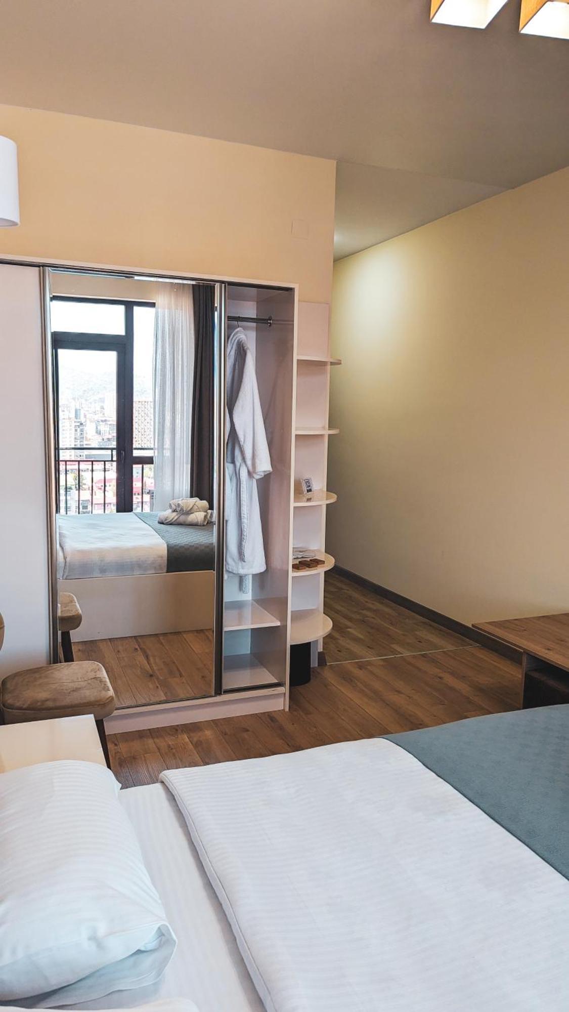 Gg Aparthotel Batum Dış mekan fotoğraf